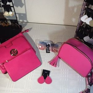 Summer color Crossbody’s contact for other colors.